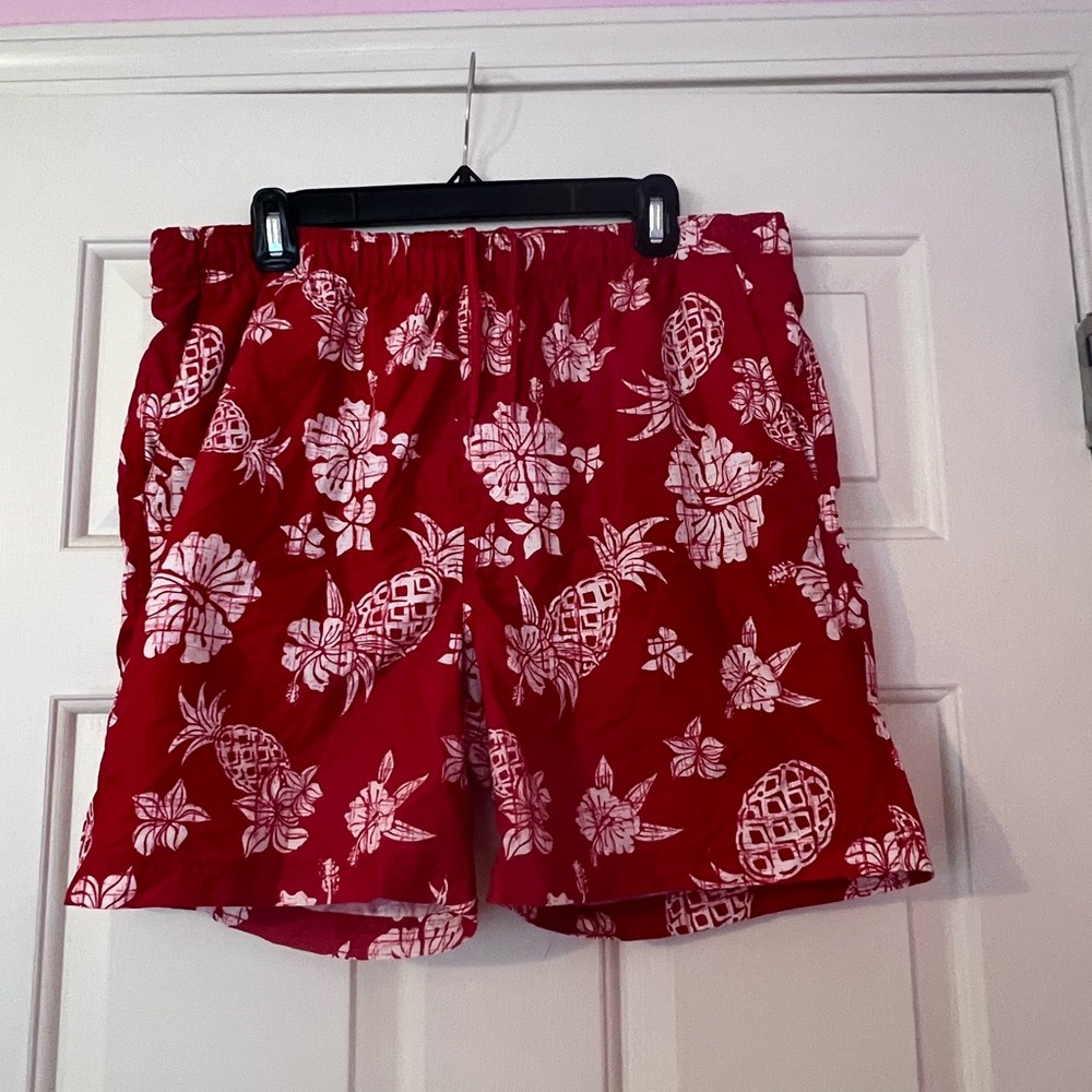 Faded Glory Red and White Floral Men's Swim Trunks Small